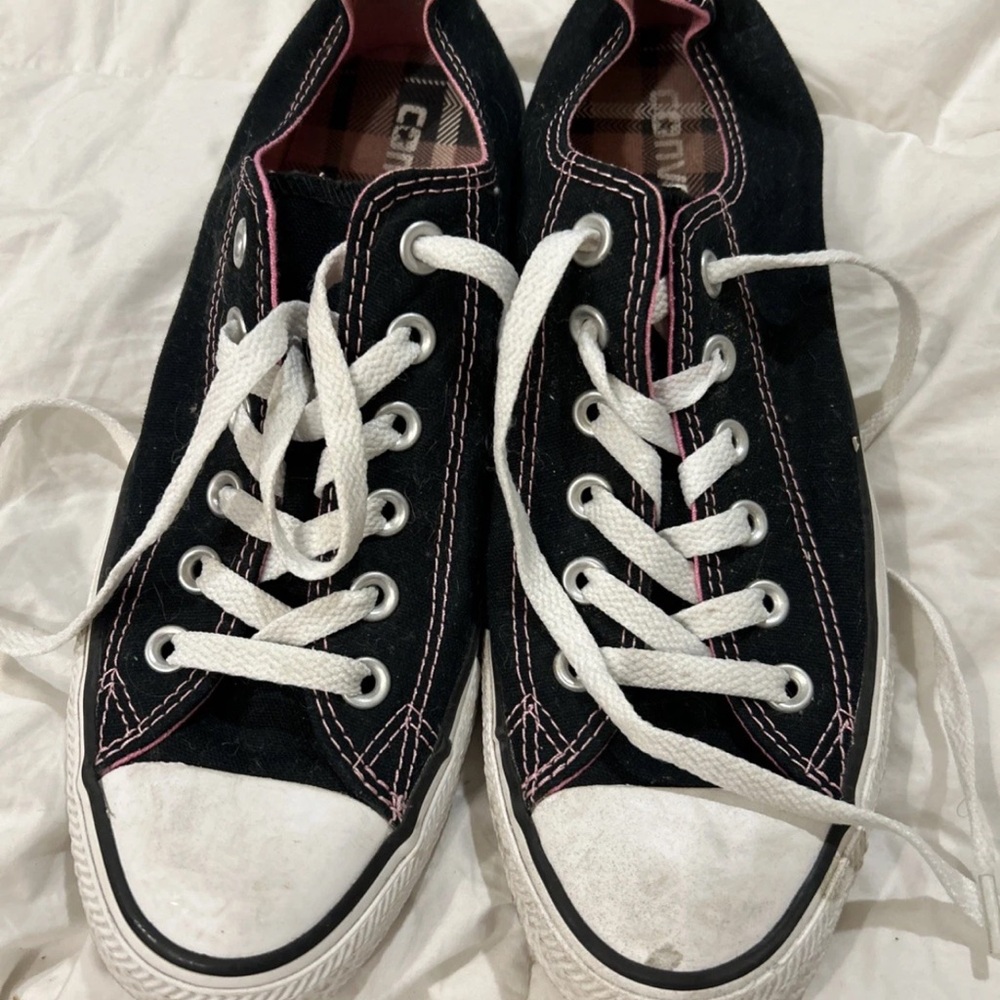 Converse Black Canvas Low-Top Sneakers with Pink Stitching